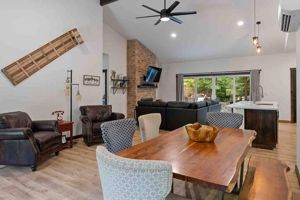 Luxe Mt. Rainier Lodge W/ Hot Tub-Ac-Game Room Ashford Esterno foto